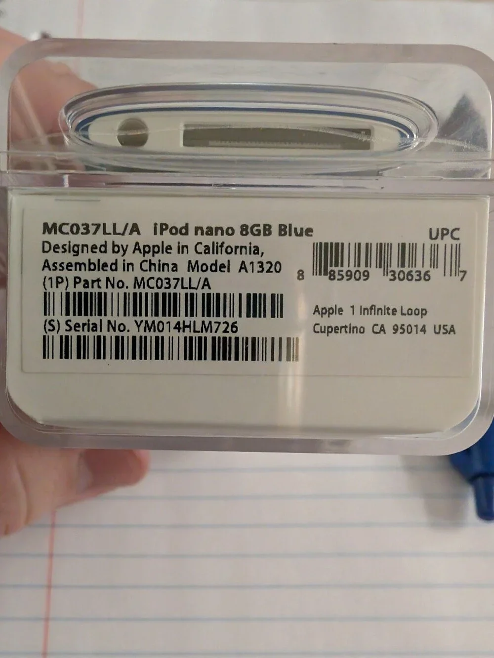 Apple Blue iPod Nano 8gb with White Click Wheel